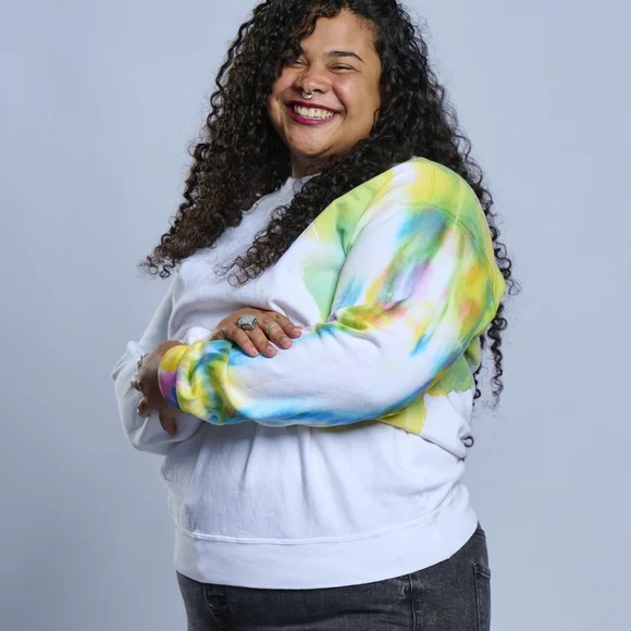 Heart/Soul Apparel Cold 🥶 Shoulder Sweatshirt - Picture 13 of 16